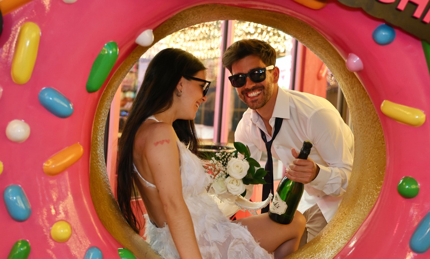Image 2: Get 60, 90 or 120-Minute Photography Session at Budget Audio Video