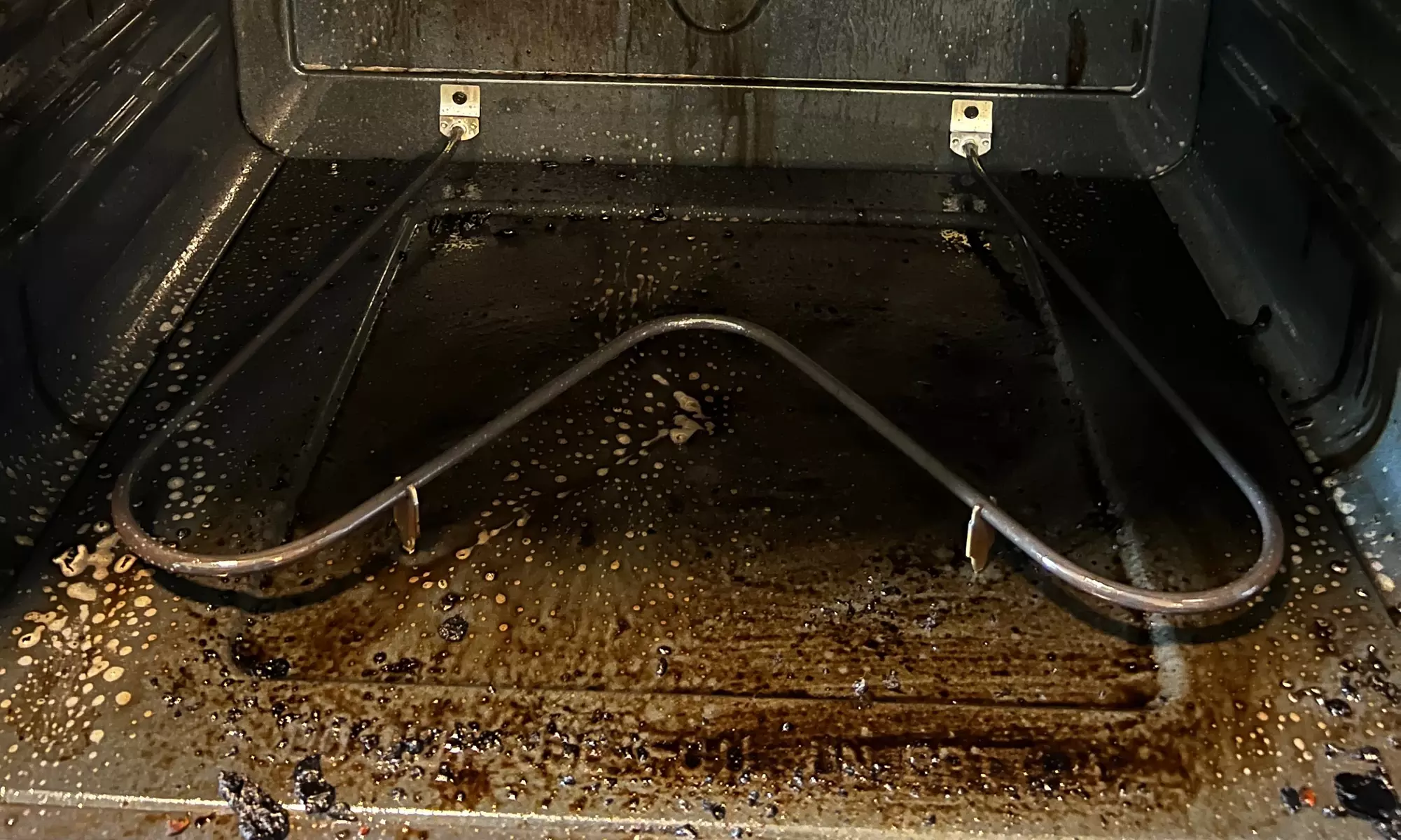 House cleaning with two cleaners for up to 8 hours