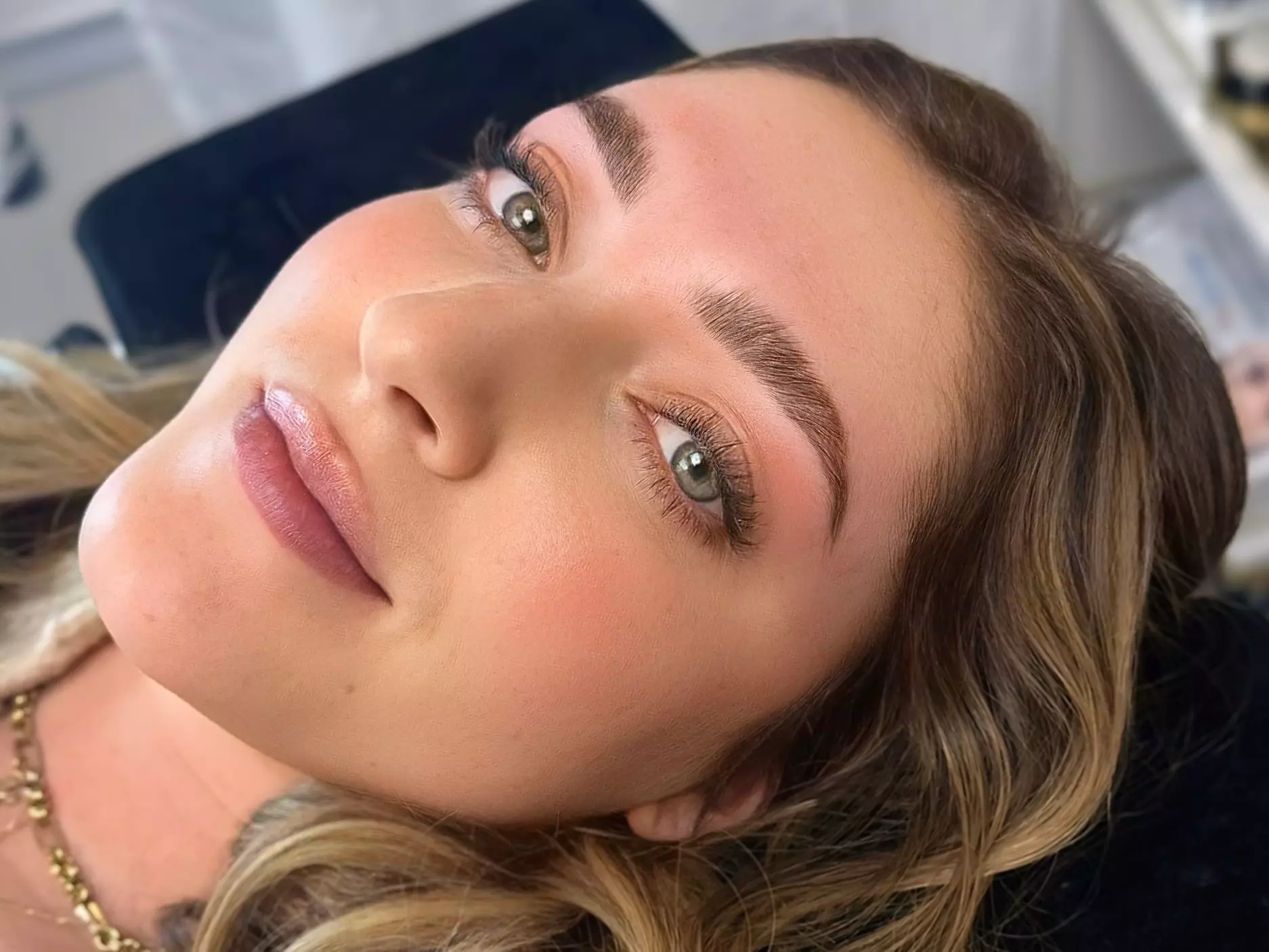 Transform Your Look: One or Three Eyebrow Waxing and Tinting Sessions