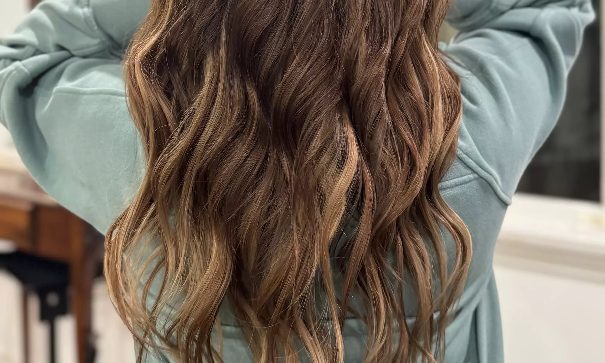 Get Hand Tied Weft, Tape-In, I-tip or K-tip Hair Extension Installation at Luxehairbyparis (Up to 37% Off) - Second Medium