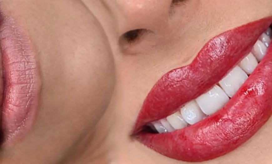 Image 7: Transform Your Look with Eyebrow Lamination and Lash Lift
