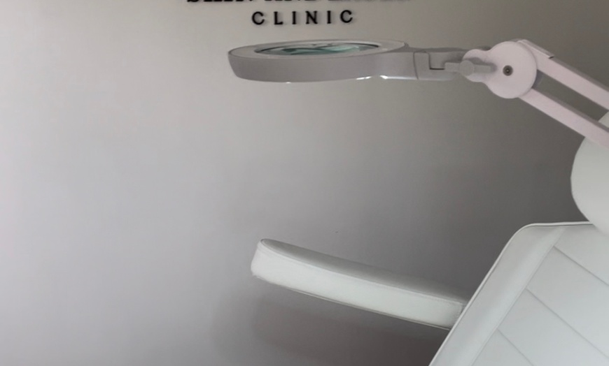 Image 3: Microneedling Glow Boost: Classic, Stem Cell & Vitamin C Options