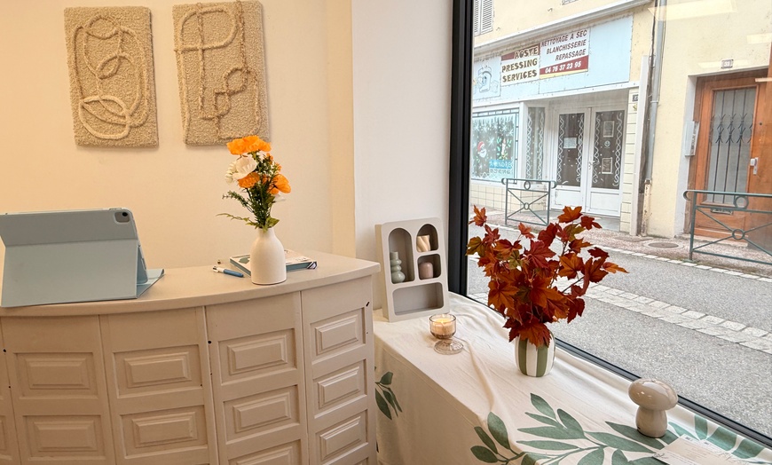 Image 4: Jusqu'à 35% de remise sur Epilation à la cire - visage / sourcils chez Pure Beauty