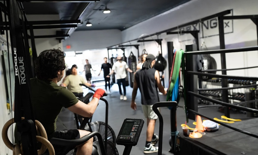 Image 4: Private Boxing Training with 2 Intro or 5 Group Classes