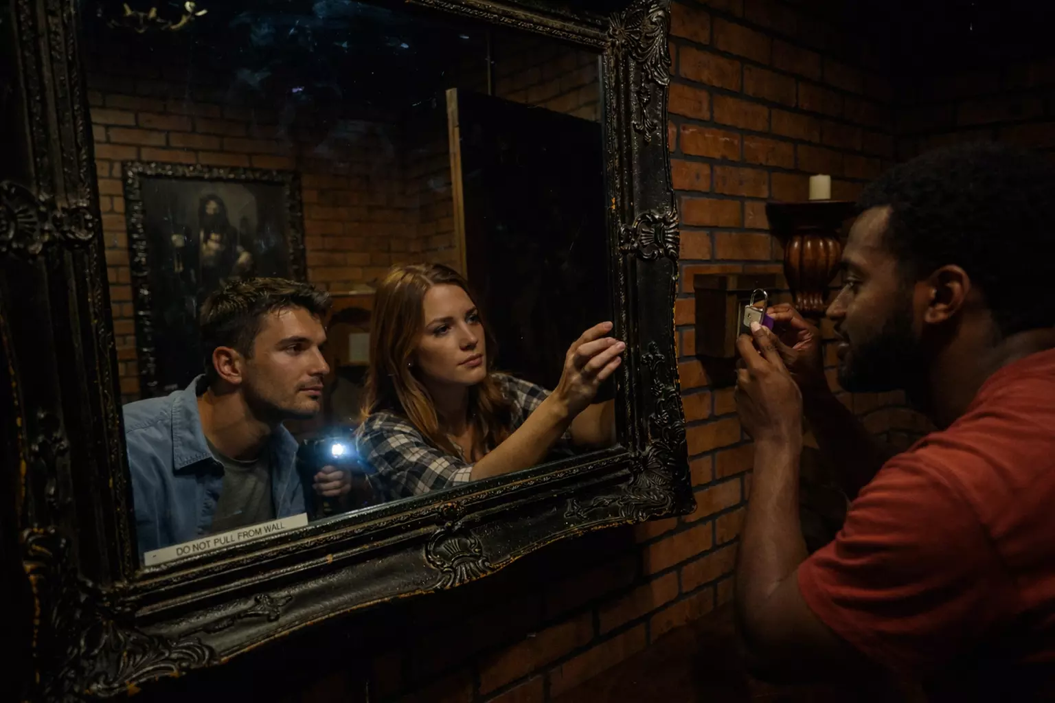 Escape Rooms & Axe Throwing – Miami's Top Indoor Attraction