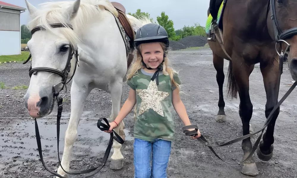 Join River Chase Farm's 8-Lesson Horseback Riding Packages for Adults & Kids—Gallop into Fun and Fitness (Up to 30% Off) - Second Medium