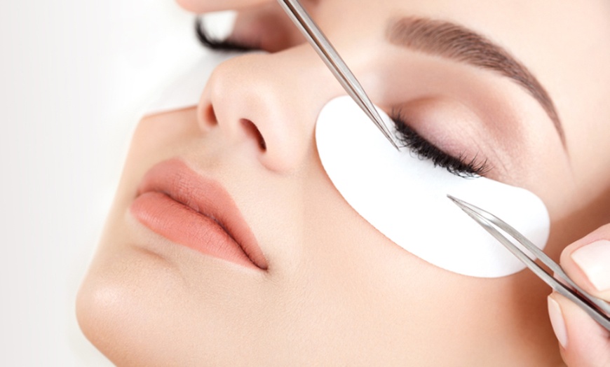 Image 1: Full Set of Classic, Russian Volume, Hybrid, or Wispy Eyelash Extensions at Pretty Chic (Up to 51% Off)
