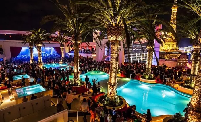 VIP Vegas Club Crawl for One with Express Entry & Party Games!