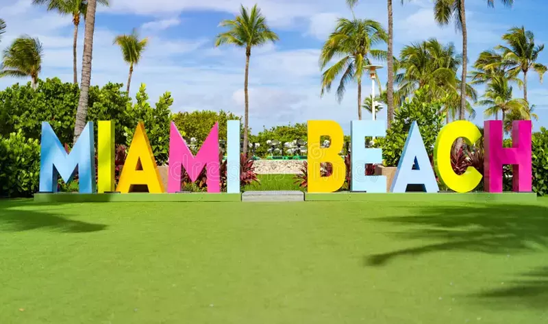 Miami Beach & Art Deco District Cruise or Airboat Tour Everglades