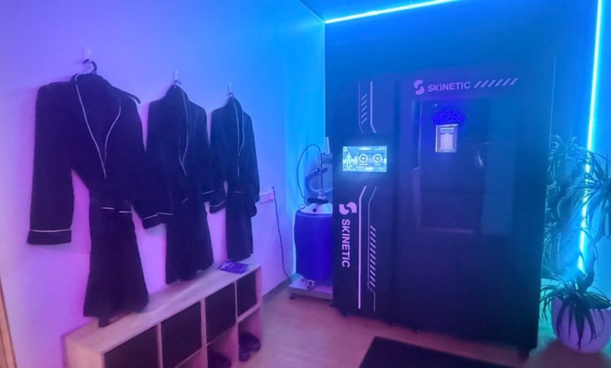 Image 4: Revitalize with Cryotherapy or Hyperbaric Oxygen Therapy Sessions!