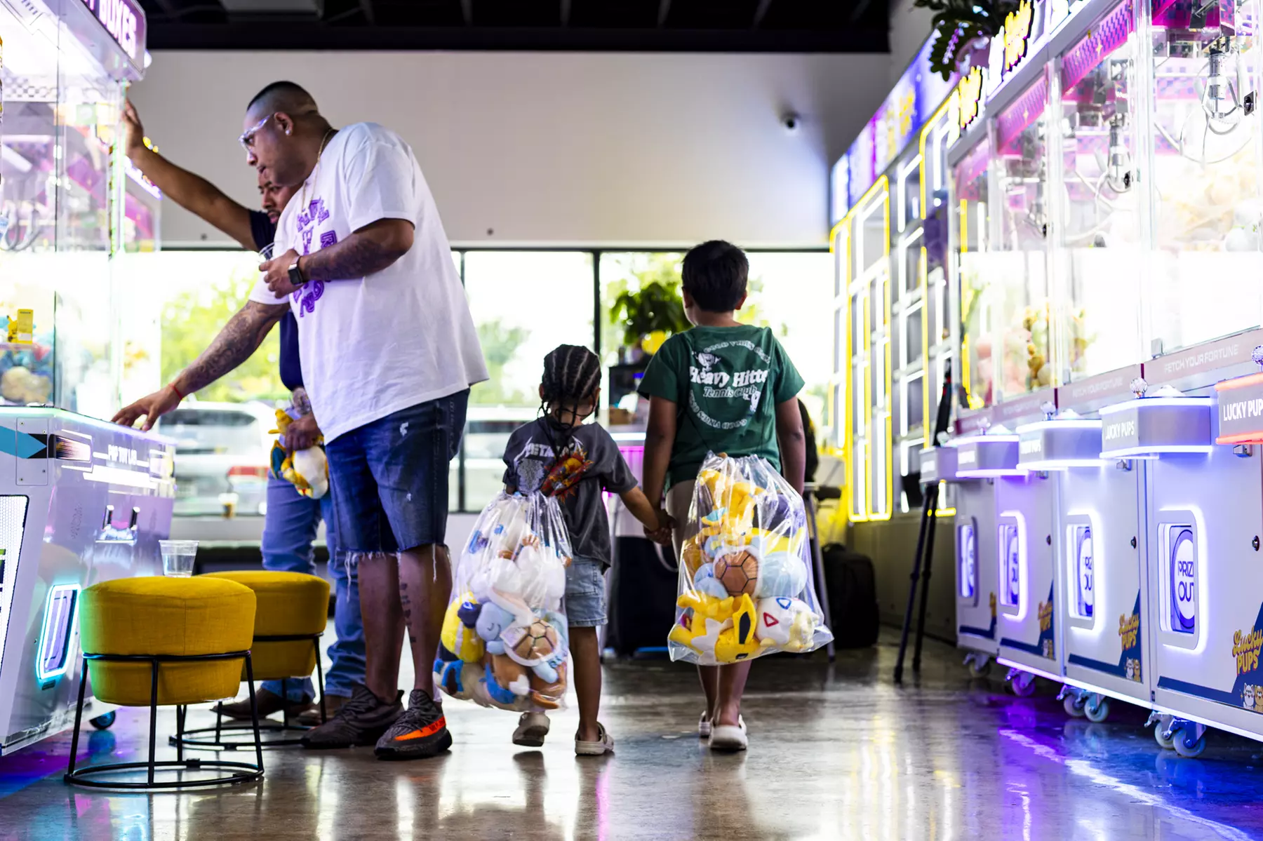 Claw Machine Arcade in Houston – Win Adorable Prizes!