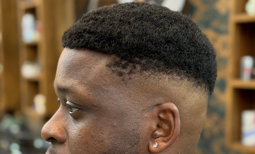 Image 6: All-in-One Haarpakete für Sie & Ihn: Pflegekur, Farbe, Bartpflege etc.