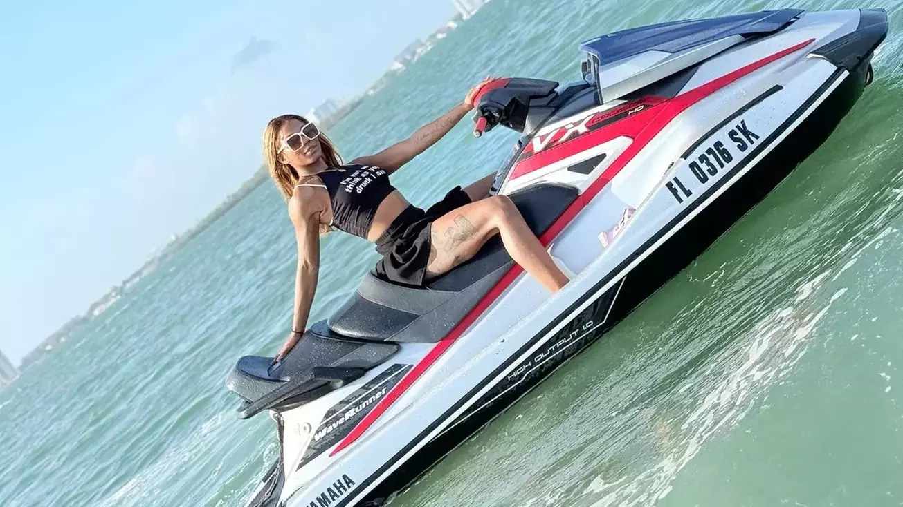 Miami's Best Value - Enjoy a Ski Ride & Free Boat Ride Combo