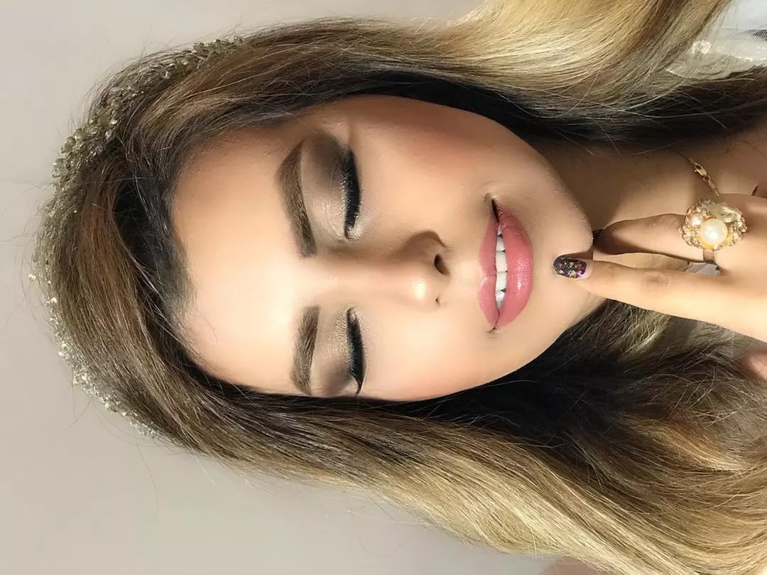 Achieve a Flawless Look with upto Three Full Face Makeup Applications