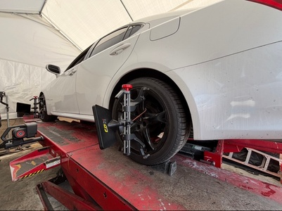 4 WHEEL ALIGNMENT - Luminaire Complete Auto Care