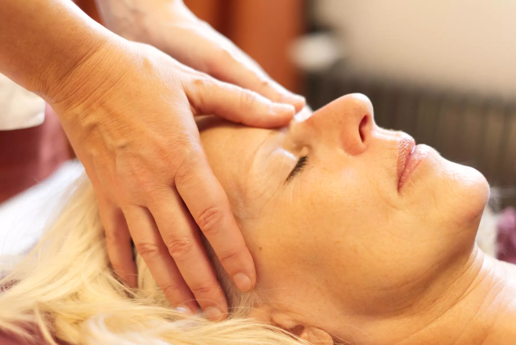 Modelage Shiatsu ou réflexologie avec l'experte Malvina Hybertie (jusqu'à 57% de remise) - Primary Image