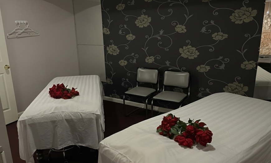 Image 2: Deep-Tissue or Swedish Massage with Salt Pad, Hot Stones, & More
