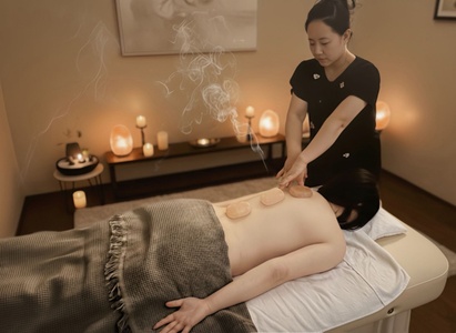 60 minutes Couple's Tibetan Kunye Massage with Sacred Ritual Cleansing - Columbus Spa