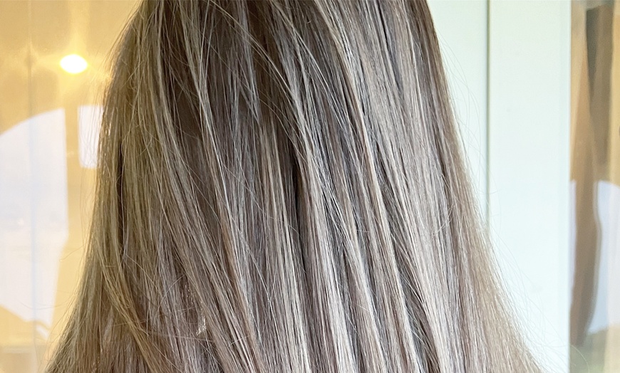 Image 1: Haircuts, Color & Highlights for a Gorgeous New Look 