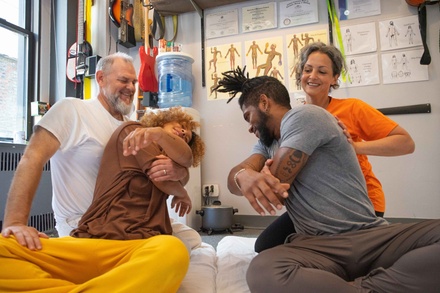 60-Minute Four-Hands Thai Massage Session - Thai Massage NYC