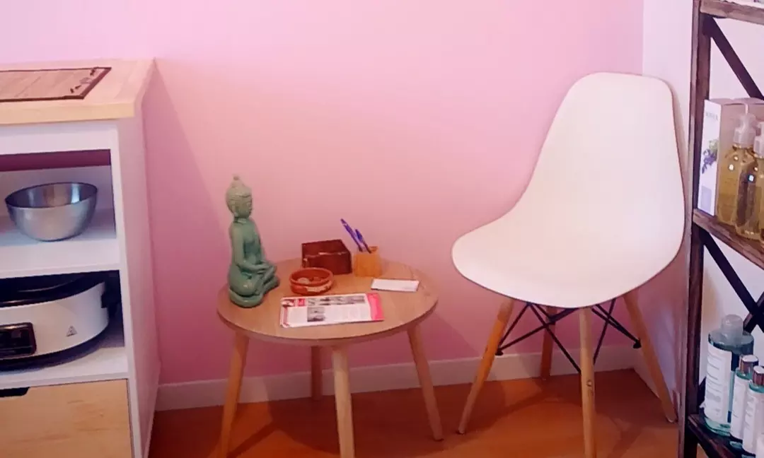 Head spa avec Nancy Esthétique à Langueux