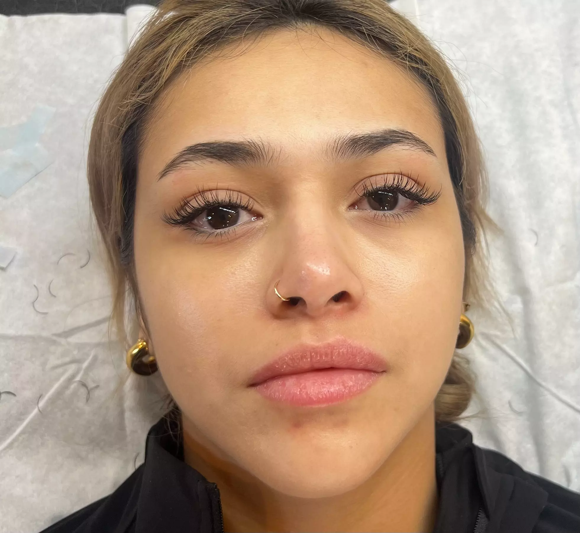 Classic or Hybrid Lash Extensions with Optional Two-Week Fill