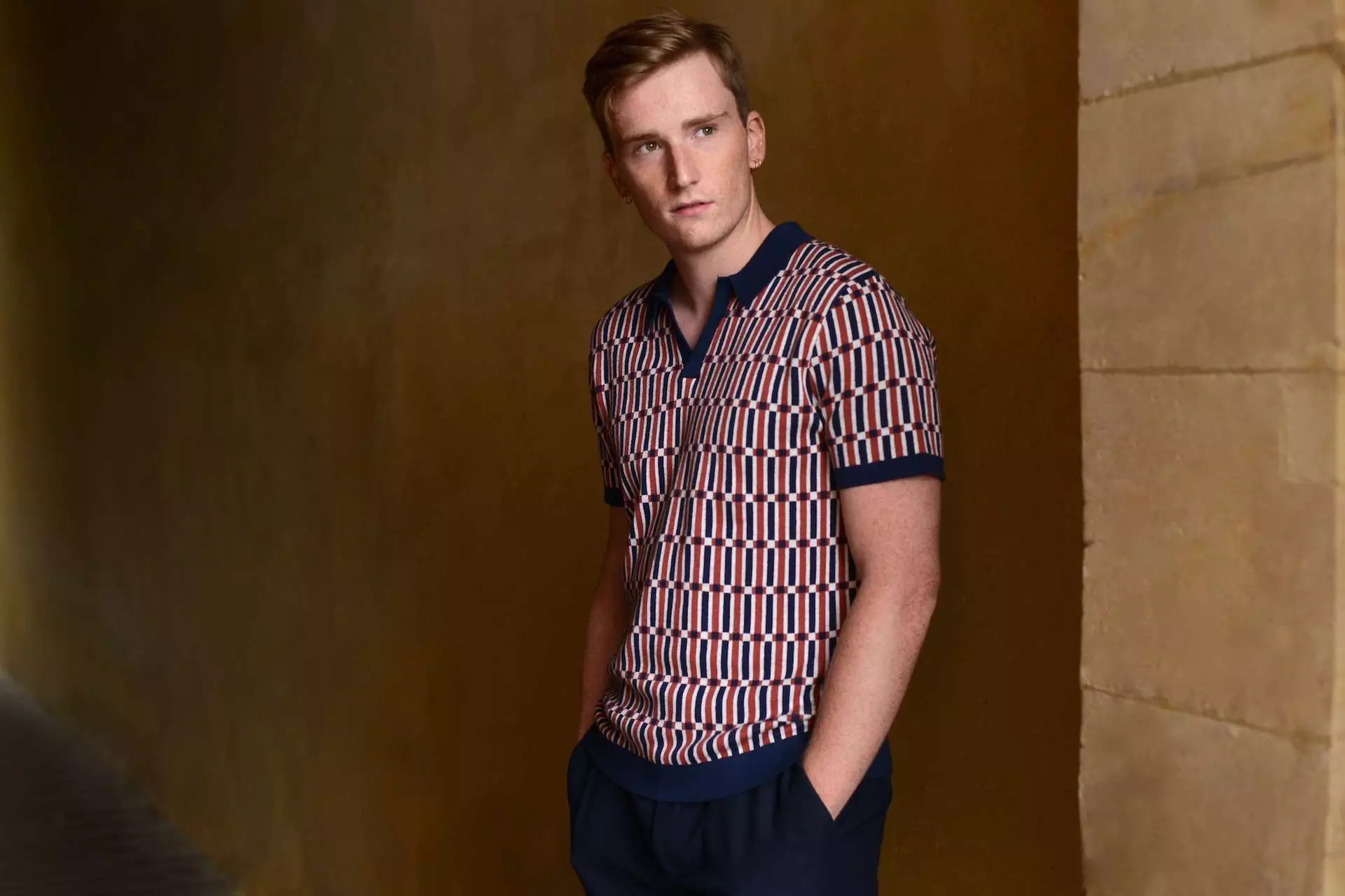 Jusqu'à 90% de remise sur Session photo - Studio chez Rmb Studio