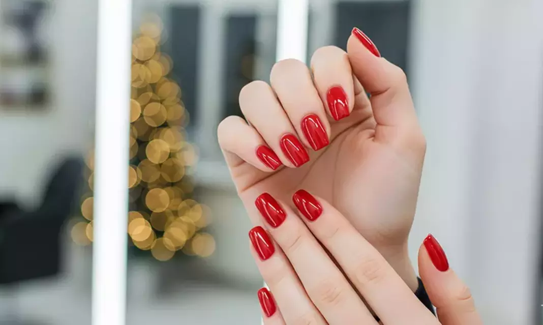 Beauté des ongles avec Lisa Beauté