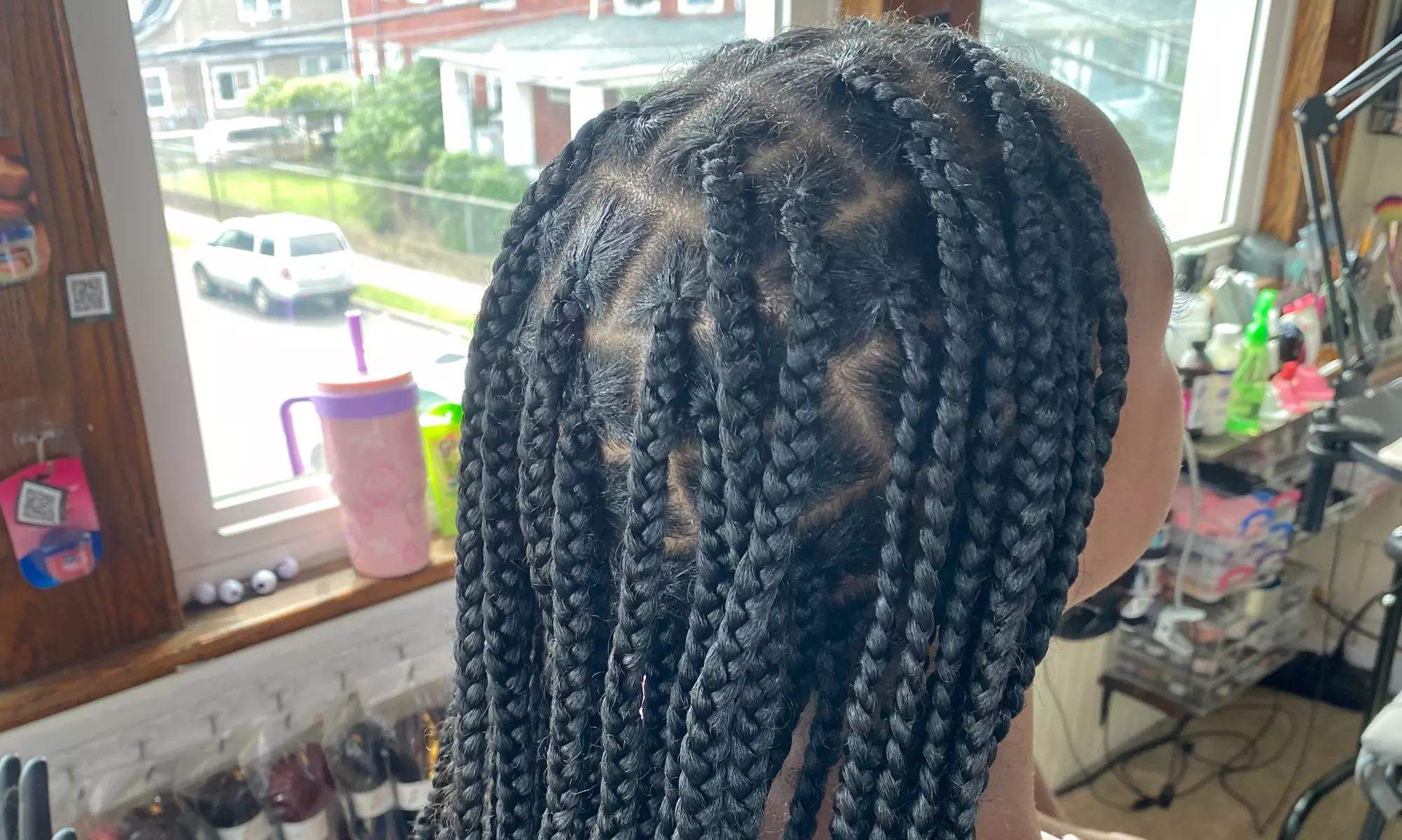 Small, Medium, Large, or Kids Knotless Braids for a Sleek Look