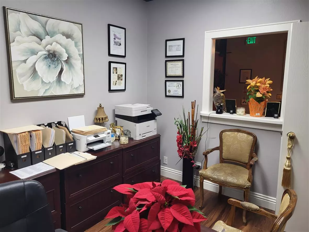 Discover Beauty By Design's Non-Invasive Arm Treatments for Up to 92% Off