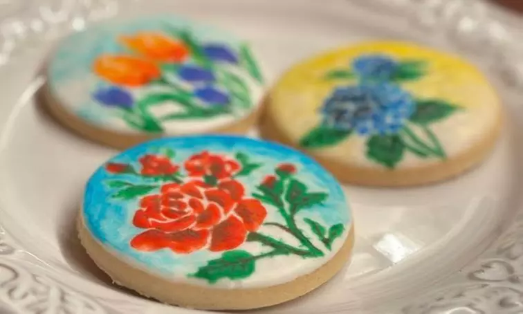 Art You Can Eat: Edible Watercolor Paint and Sip