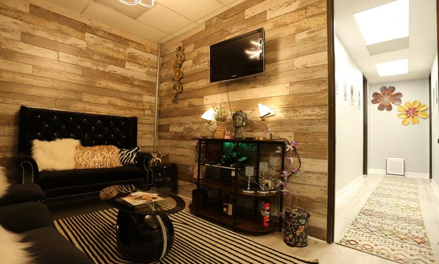 Image 4: 60 Mins Head Spa with Deep Clean, Herbal Steam and Mini Facial Options