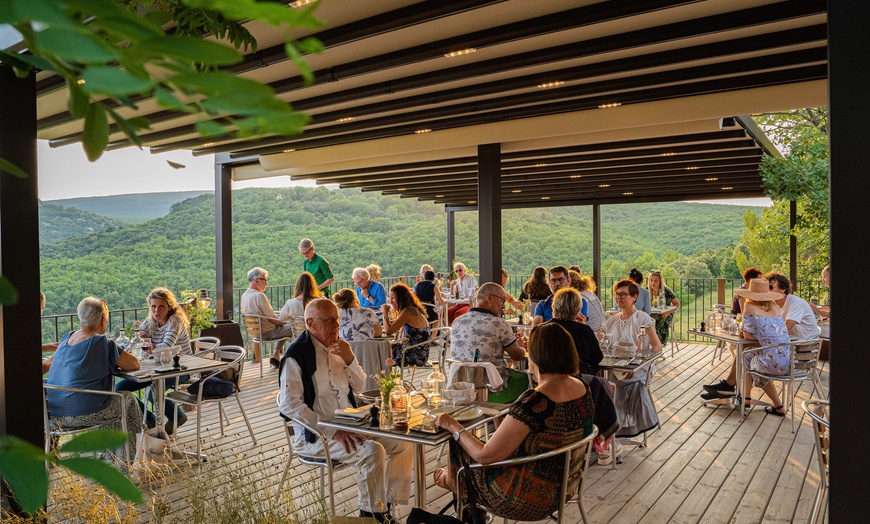 Image 1: Saveurs et nature : menu gourmand et visite des jardins de l'Abbaye