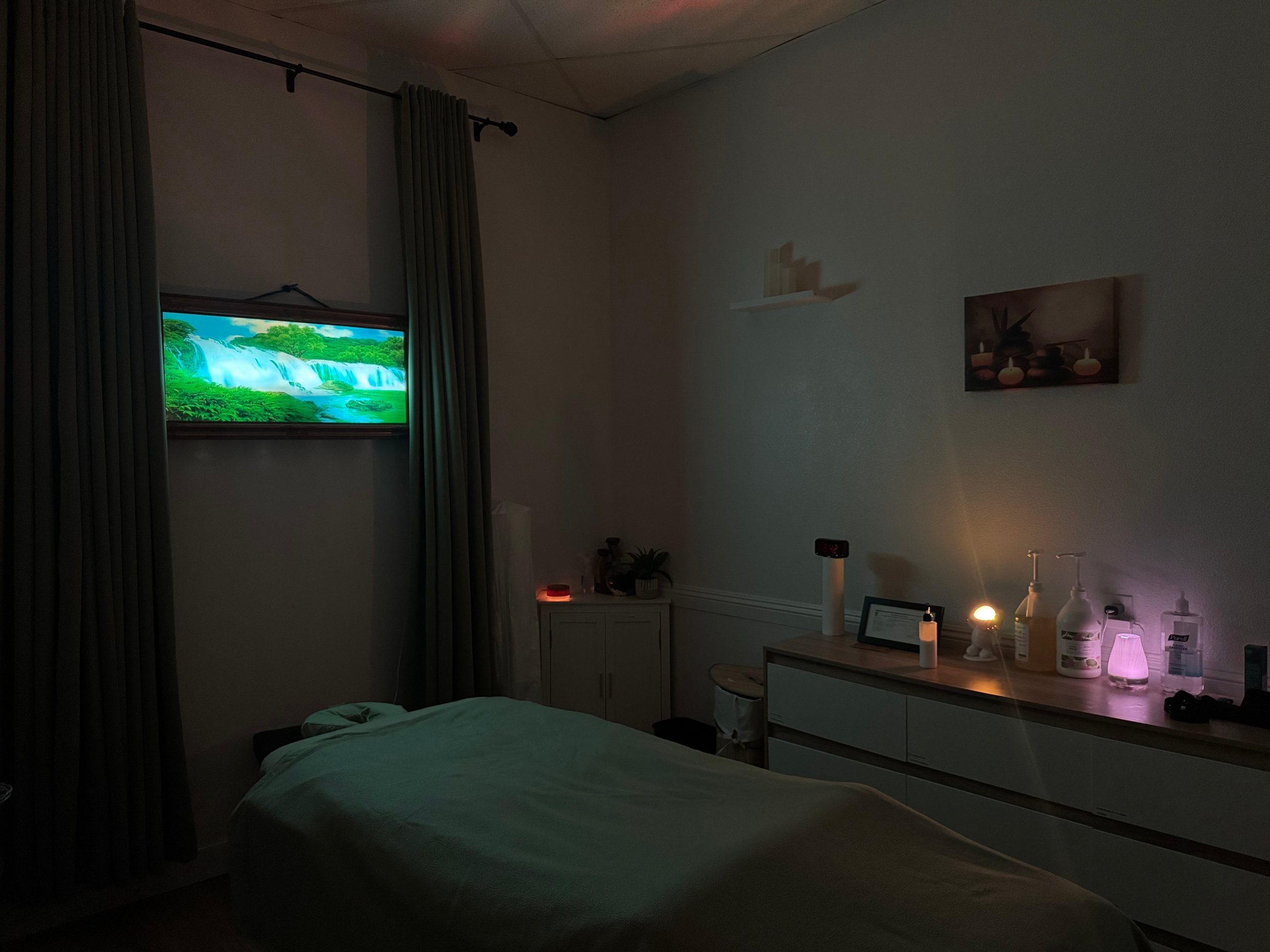 Up to 50% Off on Deep Tissue Massage at Unwinding Relaxation