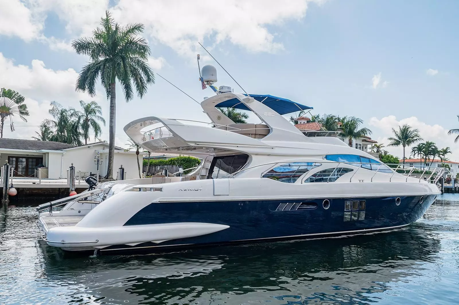 Up to 15% Off on Yacht Rental at Elusive Boat Rentals - Primary Image
