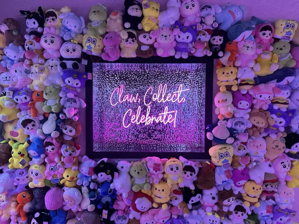 Claw Machine Arcade & Kawaii Collectibles in Orlando