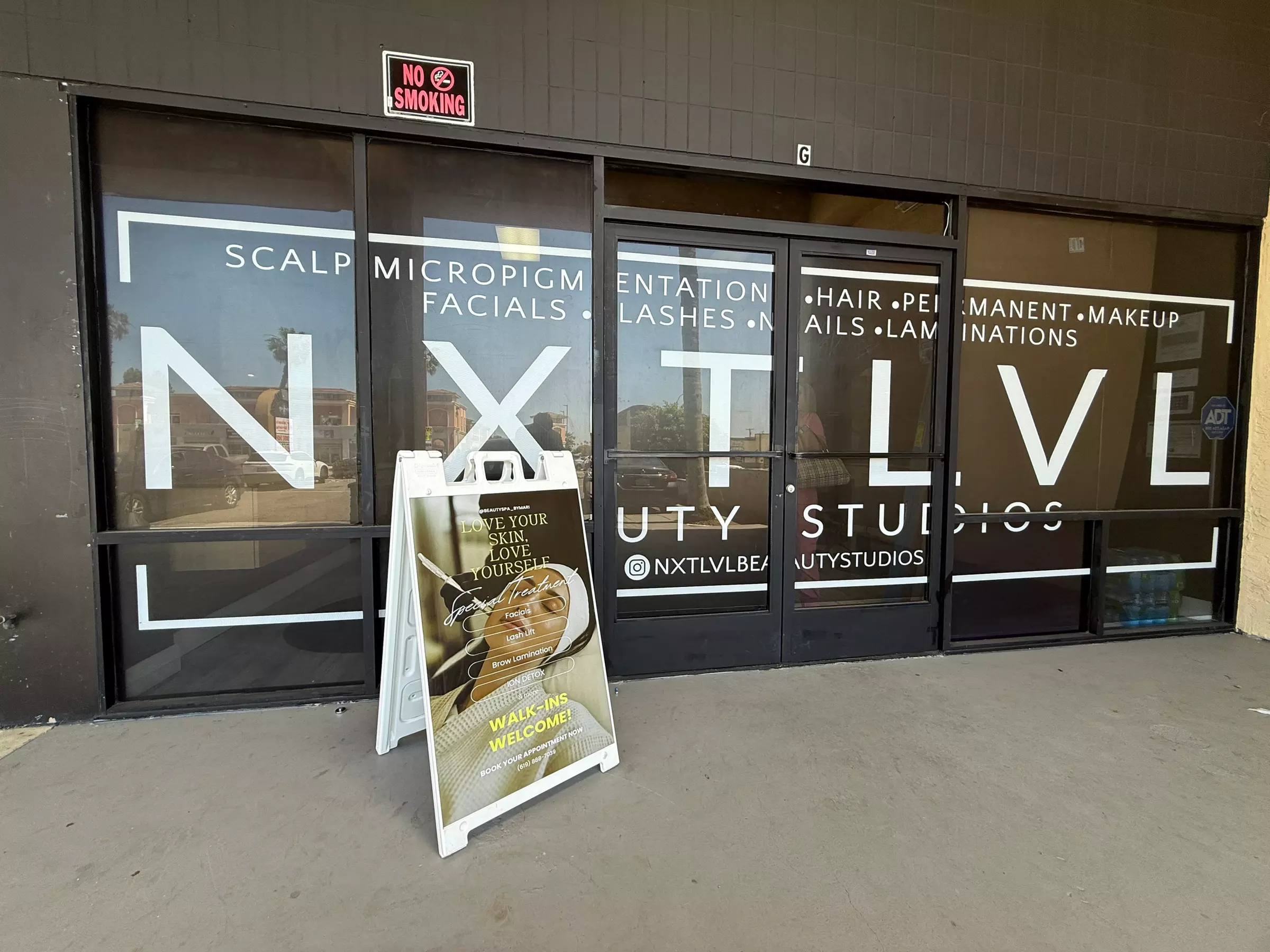 Professional Facial Sessions - Anti-Aging - Save Up to 39%