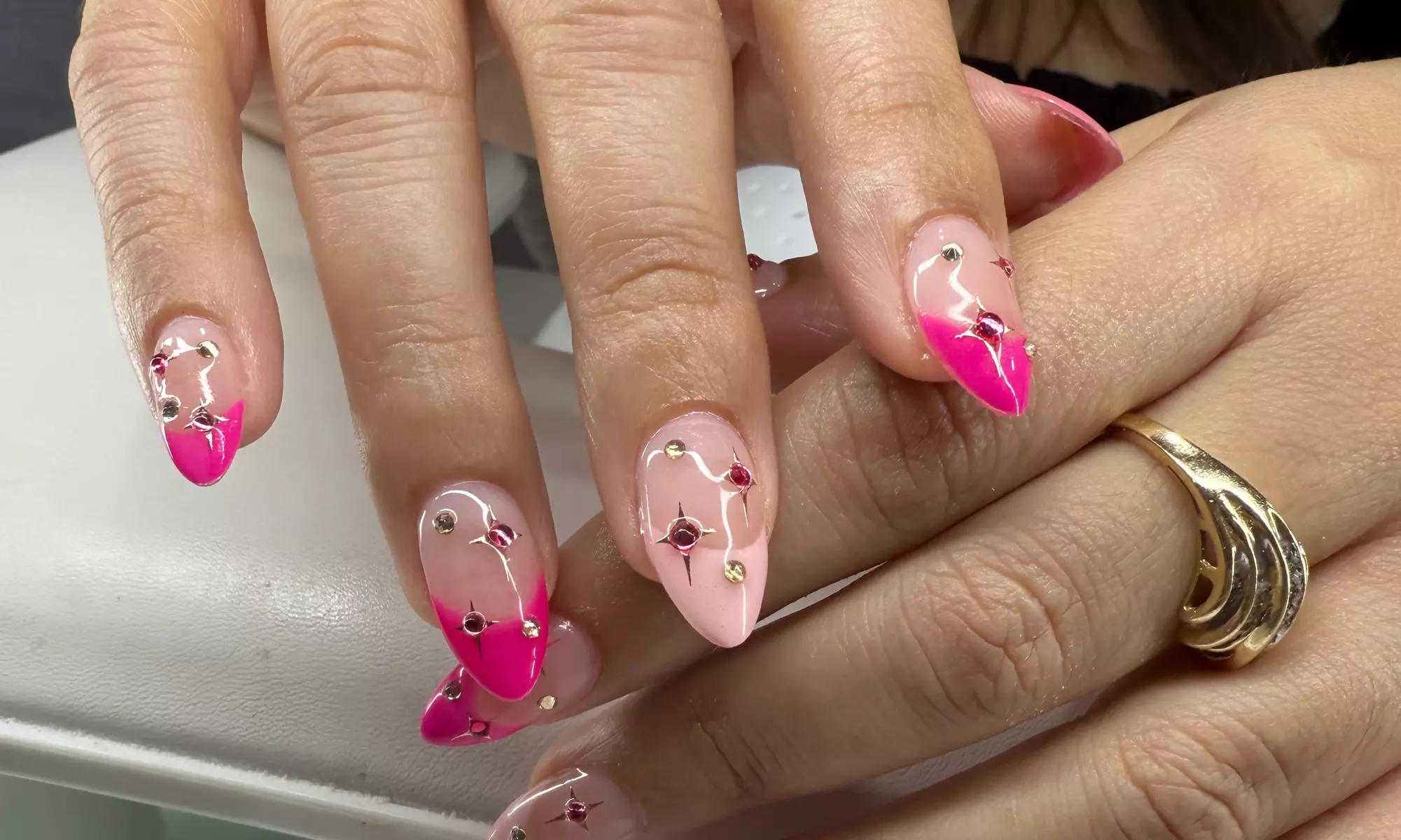 Signature Nail Care: Extensions, Manicure and Pedicure
