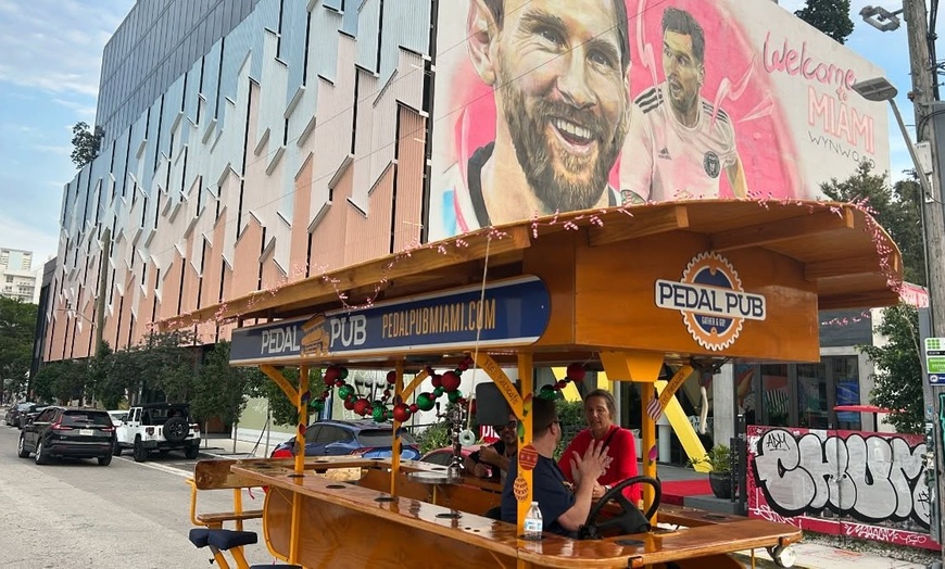 Image 2: Pedal, Sip, and Explore Wynwood’s Art, Bars, and Brunch in style!