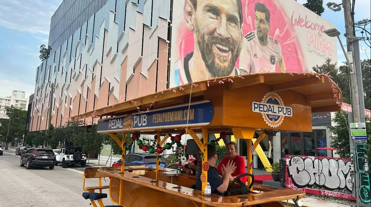 Pedal, Sip, and Explore Wynwood’s Art, Bars, and Brunch in style!