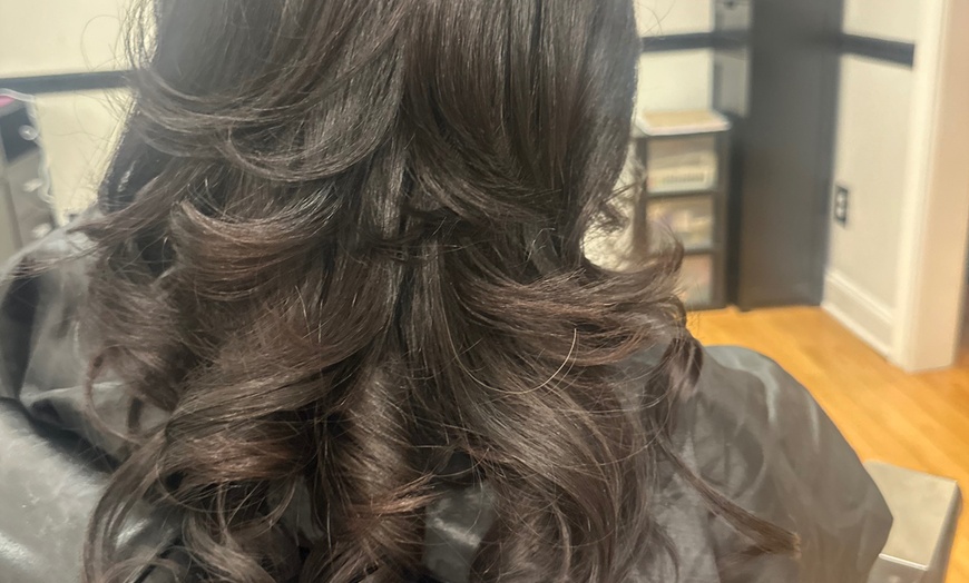 Image 2:  Microlink Extension, Deep Conditioning and Shampoo Style Treatment