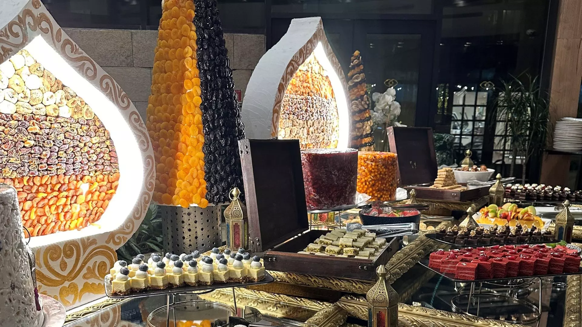 Refined Ramadan Iftar Buffet w/ Drinks -Live BBQ & Corniche Views for Child & Adults @Grills Chill(Up to 26%Off) - Image 7