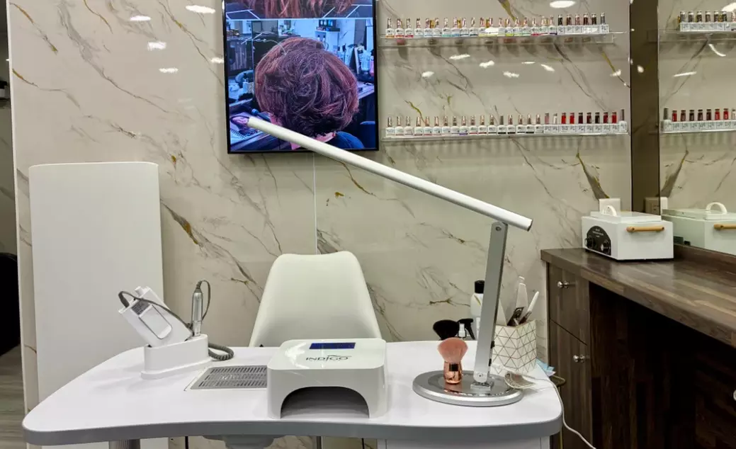 Beauté des ongles et pose de vernis