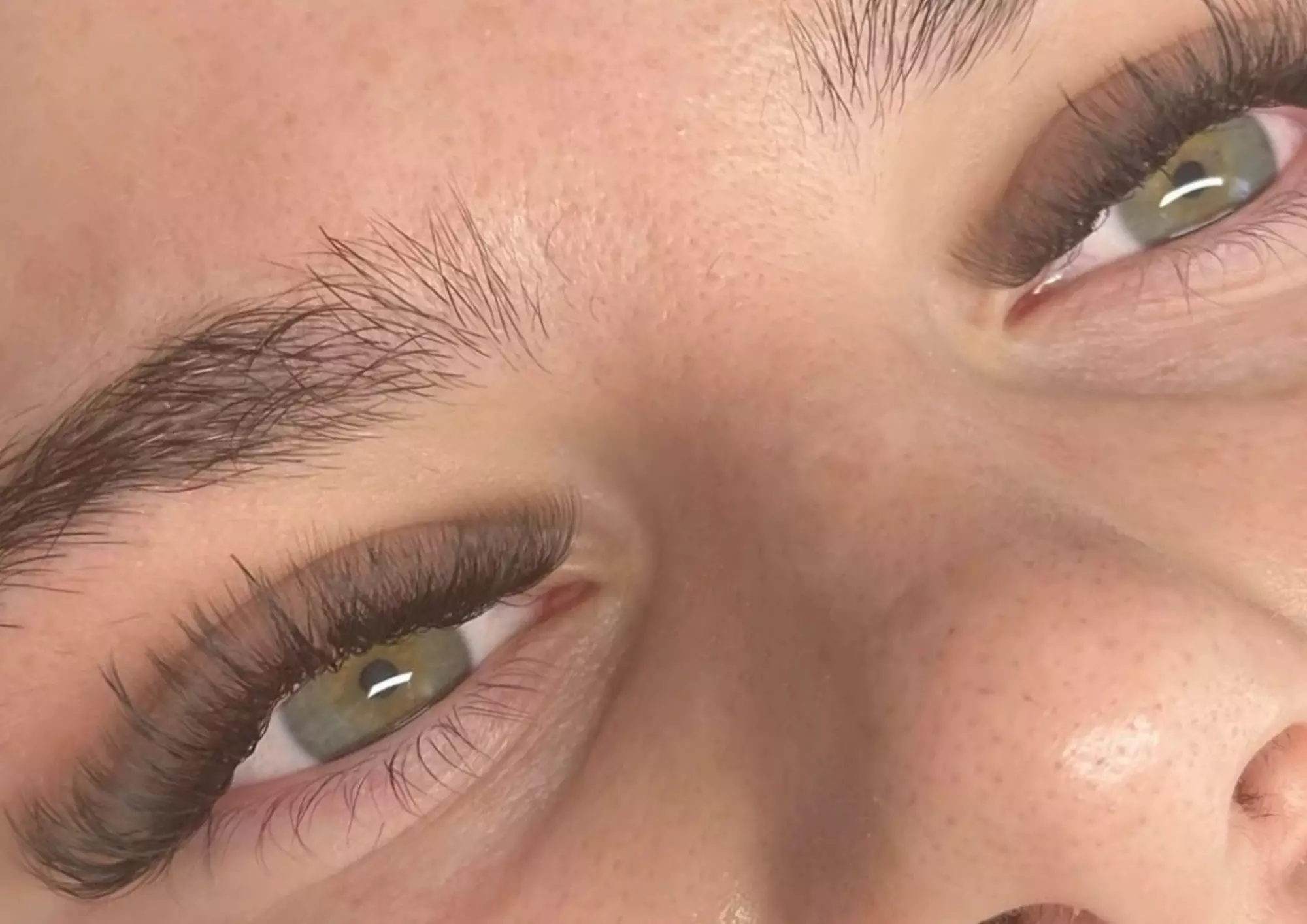 Classic, Deluxe, Hybrid, Wispie, Volume, or Queen Eyelash Extensions