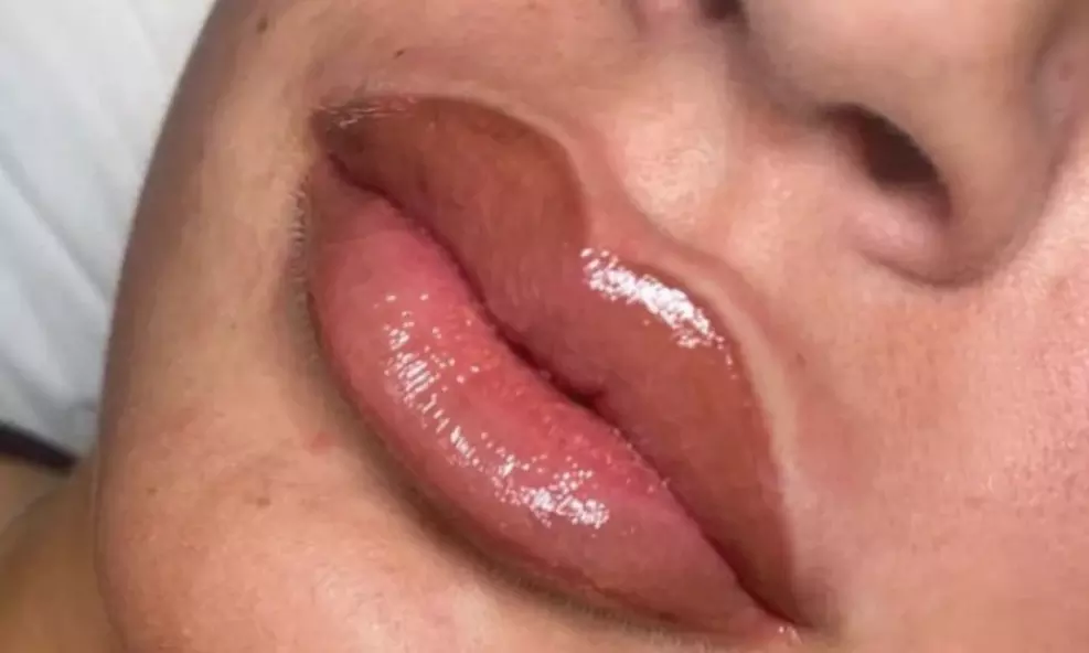 Get Microblading, Ombre Microshading, or One Lip Blushing Sessions
