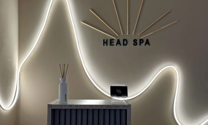 Image 1: L'art du head spa pour un éveil des sens