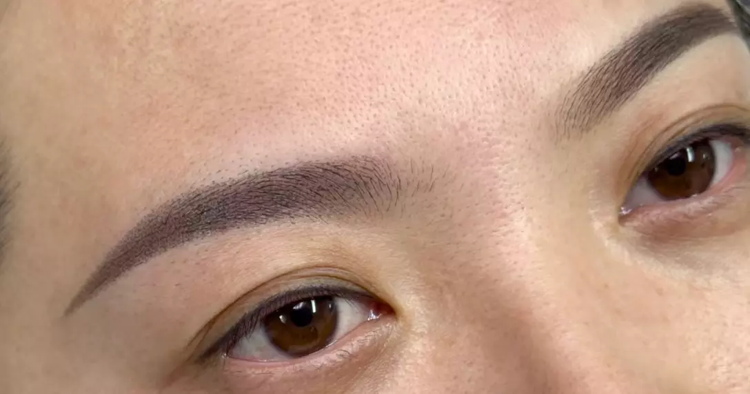 Perfect Brows With Microblading And Optional Touch-Up