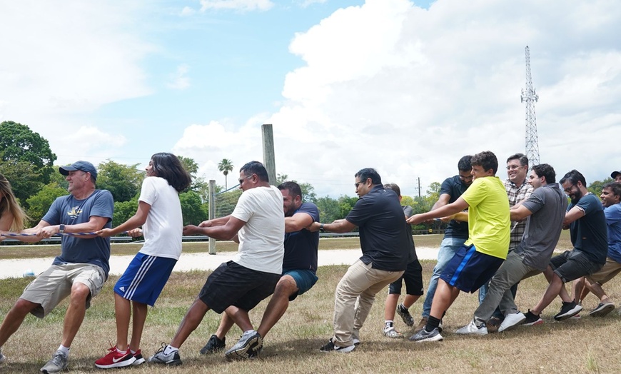 Image 4: Tailored Entertainment for Adult with Event Animation