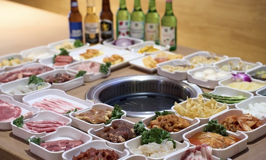 Image 3: Enjoy Dining Credit for American BBQ and Japanese Sushi