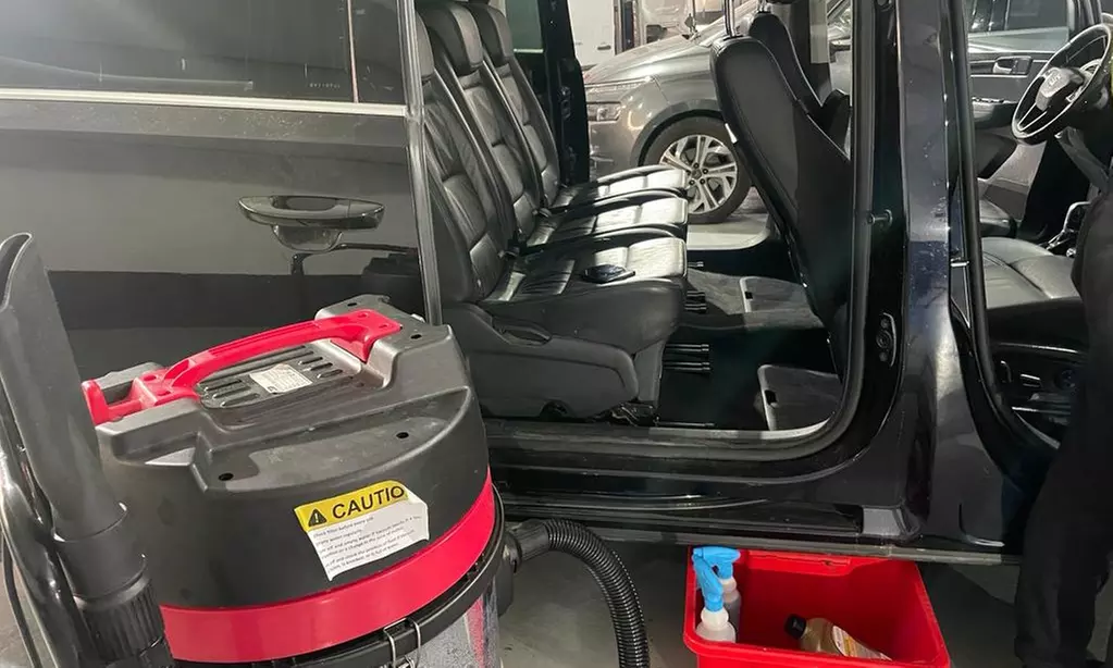 Jusqu'à 57% de remise sur Nettoyage extérieur chez CARISSIME